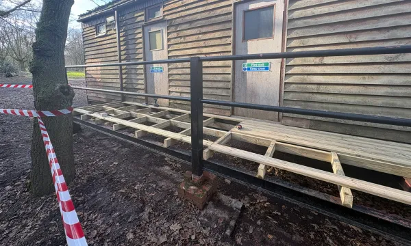 Estate Team - Lodge Decking